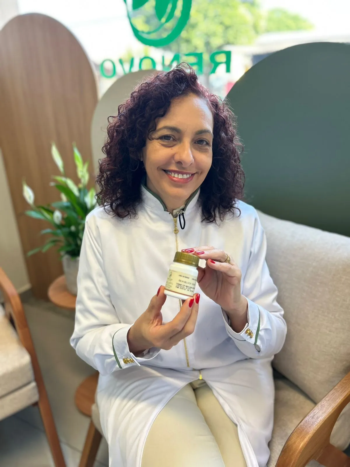 Mirela Ticianeli, farmacêutica magistral da Renovo